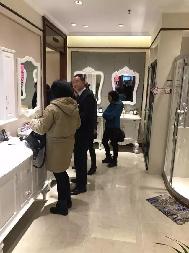 ԡ�ҹ�ʮ��Ʒ��